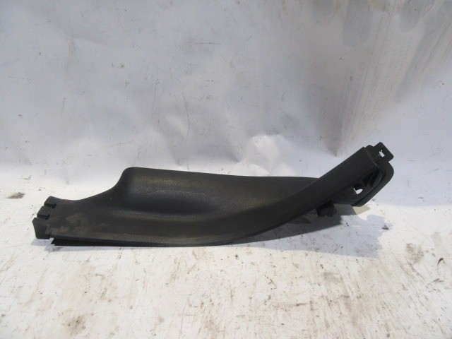 Citroen C3 Picasso bal hátsó küszöb belső műanyag 9681348980