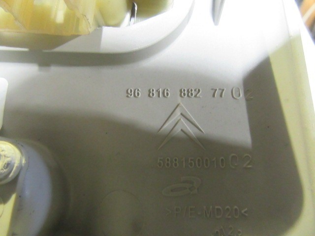 Citroen C3 Picasso belső világítás 