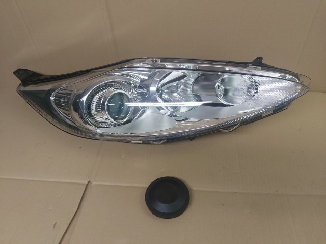 Ford Fiesta 2008-2013 utángyártott új jobb első fényszoró 8A61 13W029 CC