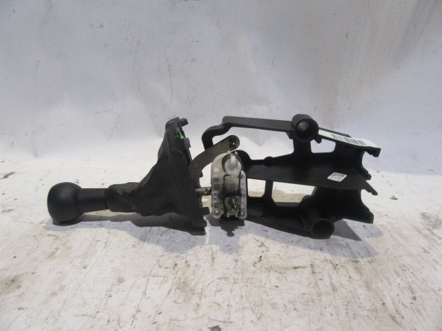 133121 Citroen C3 Picasso váltókulissza 9688833580