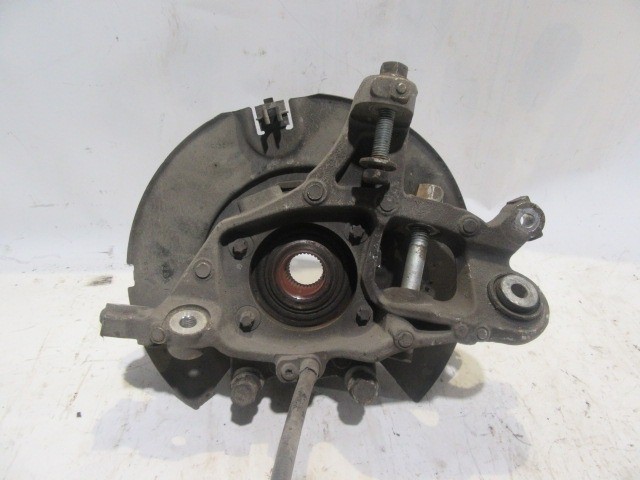 Lancia Thema jobb hátsó kerékagy 