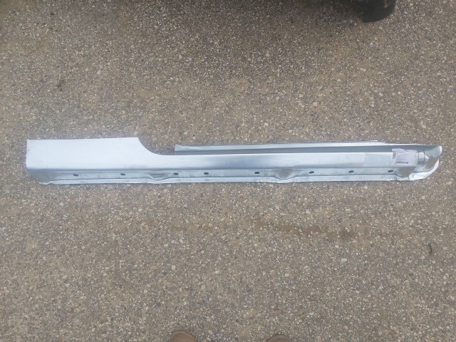 Ford Fiesta 3 ajtós 2008-2017 utángyártott új jobb oldali külső küszöb 