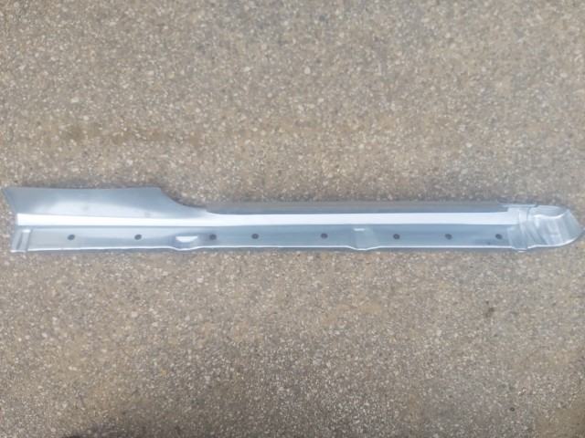 Ford Fiesta 3 ajtós 2008-2017 utángyártott új bal oldali külső küszöb