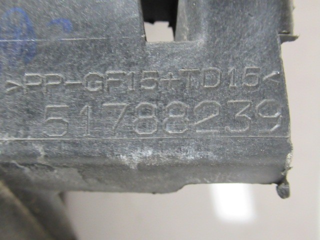 Fiat Bravo 2007-2014 jobb hátsó lökhárító tartó 51788239