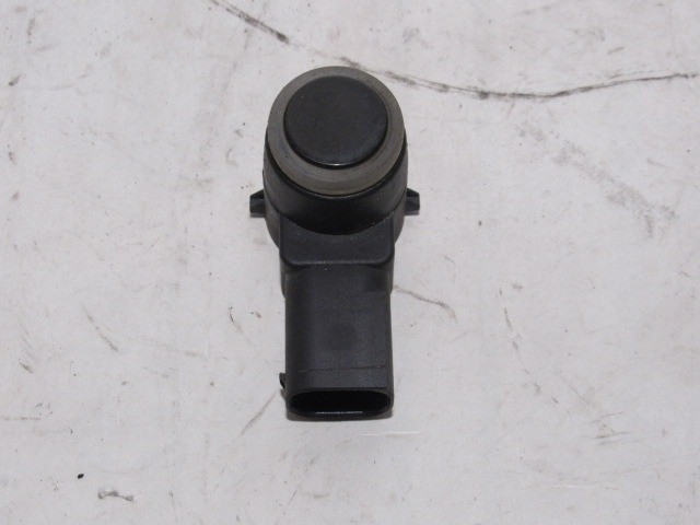 Fiat Bravo fekete színű tolató szenzor 