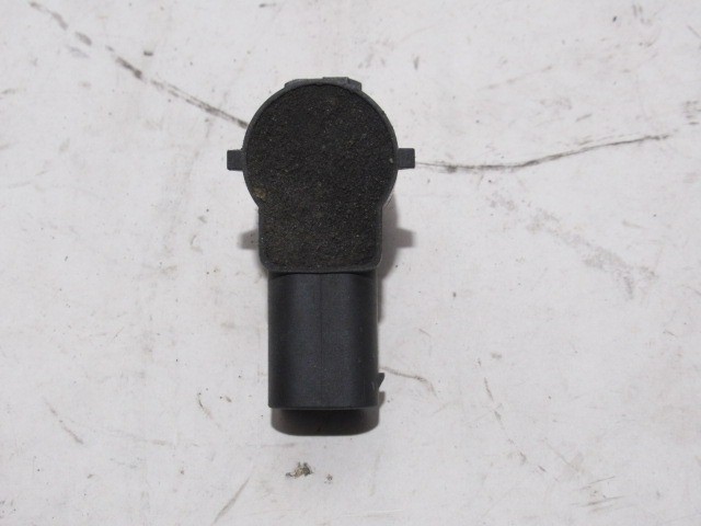 Fiat Bravo fekete színű tolató szenzor 