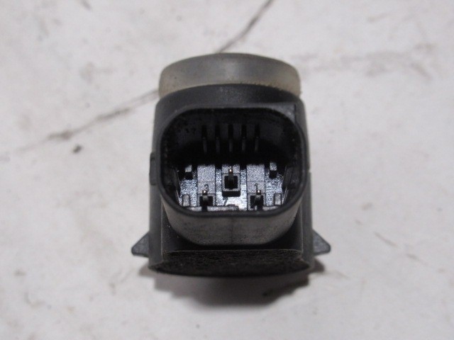 Fiat Bravo fekete színű tolató szenzor 