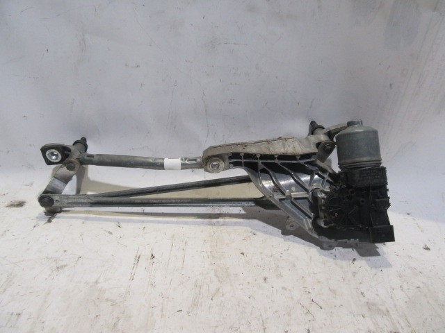 Ford Fiesta első ablaktörlő motor mechanikával