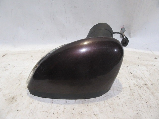 133307 Ford Fiesta 6 vezetékes bal oldali visszapillantó tükör, a képen látható sérüléssel