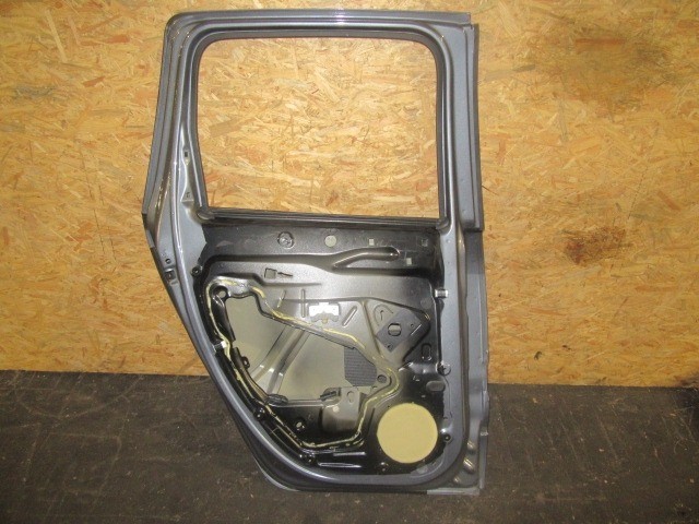 133020 Citroen C3 Picasso bal hátsó ajtó 