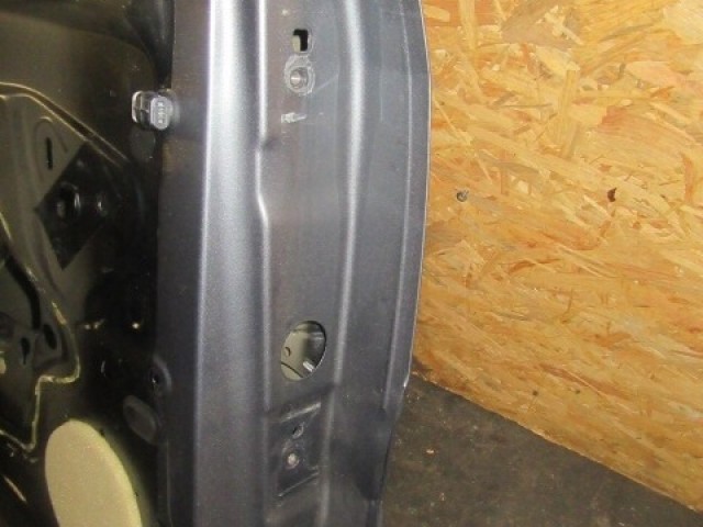 133020 Citroen C3 Picasso bal hátsó ajtó 