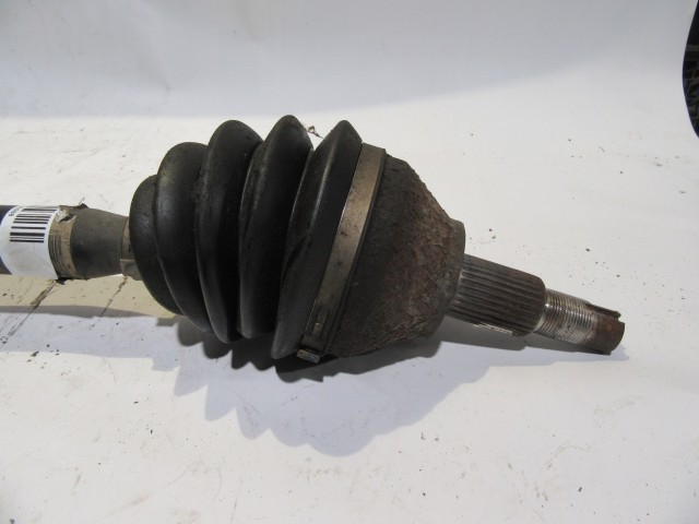 131598 Alfa Romeo 159 2,4 Diesel jobb oldali féltengely automata váltós