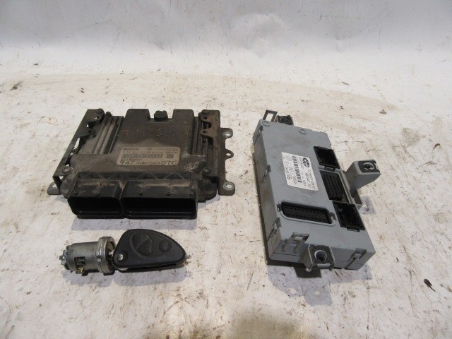 133759 Alfa Romeo GT 2003-2010 1,9 16v Diesel motorvezérlő 55195464 , 0281011511