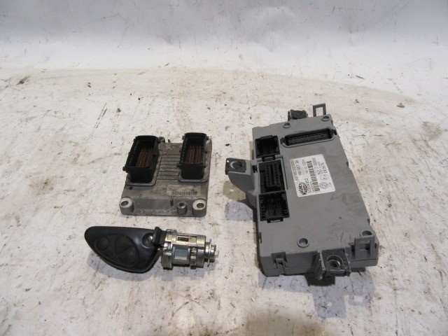 133773 Alfa Romeo 147 1,6 16v Ts 105 Le motorvezérlő szett 55204990 , 0261207727