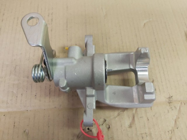 Fiat Grande Punto Utángyártott új bal hátsó féknyereg 77363937