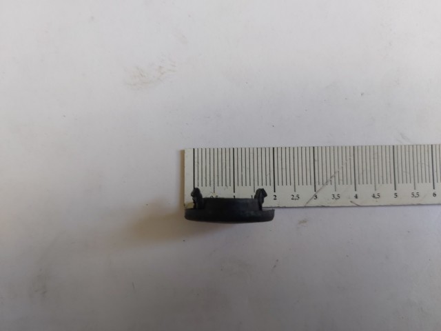 Alfa Romeo,Lancia Gyári új hátfal csavar takaró dugó 735497606