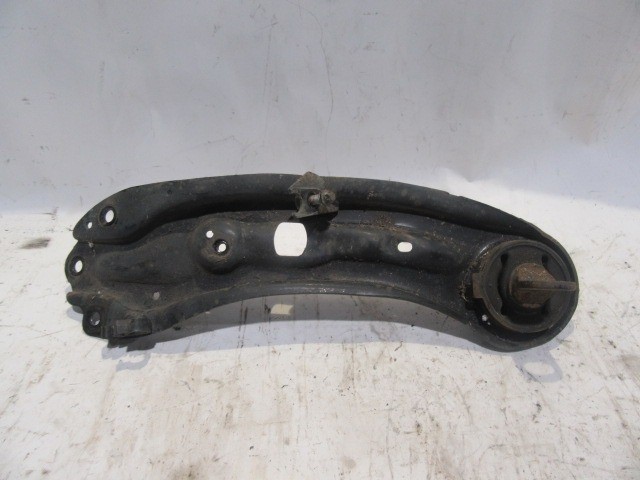 Fiat Freemont jobb hátsó lengőkar 