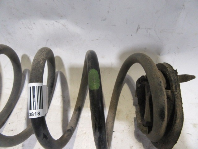 Ford Fiesta hátsó rugó zöld színjelöléssel 