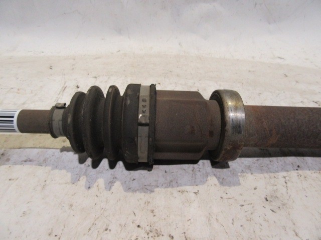 Ford Fiesta 1,25 benzin jobb oldali féltengely 2008-2017