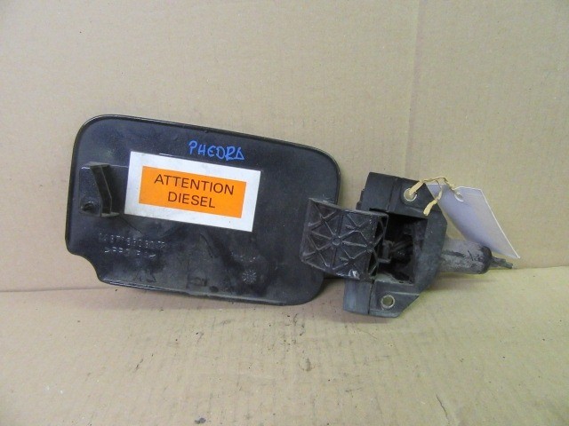 52729 Lancia Phedra, Fiat Ulysse fekete színű tankajtó 1487168080