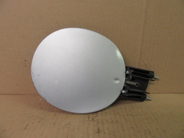 14541 Alfa Romeo 159 kékes ezüst színű tankajtó