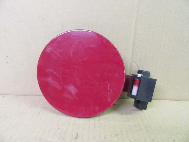 14500 Alfa Romeo Gt piros színű tankajtó