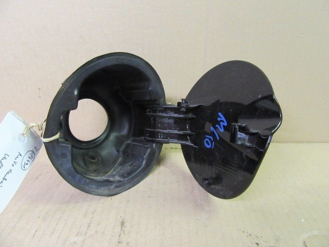 14491 Alfa Romeo MiTo vulkán néró színű tankajtó