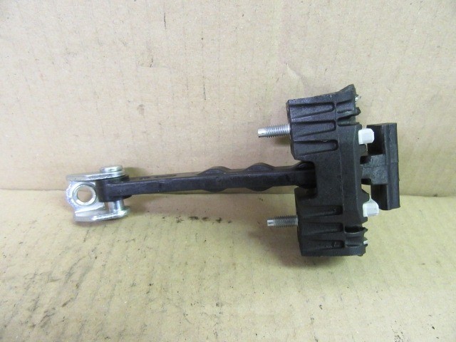 Fiat Bravo 2007-2014 Lancia Delta 2008-2014 utángyártott új első ajtóhatároló 