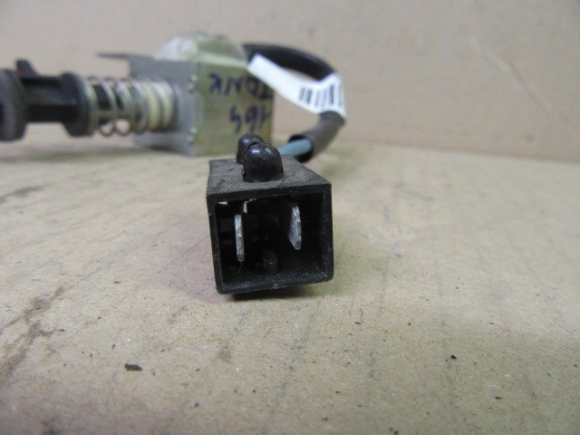 Alfa Romeo 164 tankajtó zár  