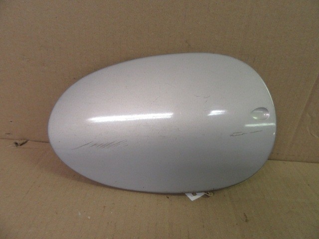 Fiat Multipla ezüst színű tankajtó