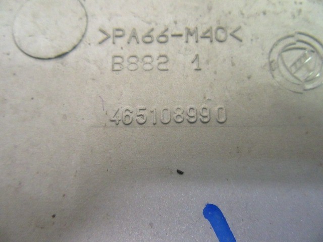 Fiat Multipla ezüst színű tankajtó