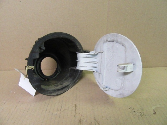 14464 Fiat Linea fehér színű tankajtó 735438761