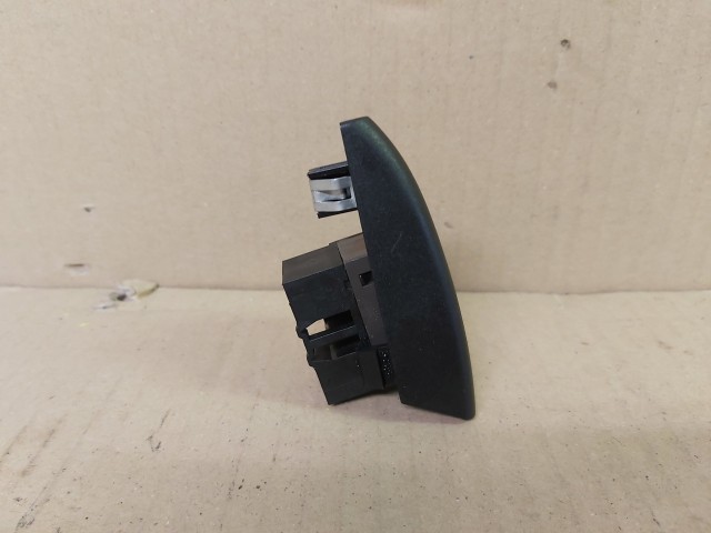 Fiat Seicento bal oldali ablakemelő kapcsoló 735257749