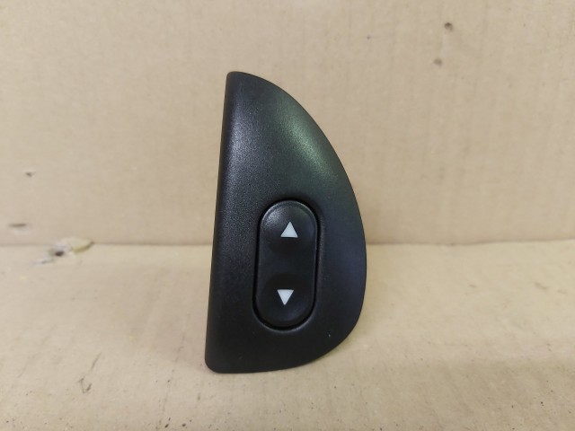 Fiat Seicento bal oldali ablakemelő kapcsoló 735257749