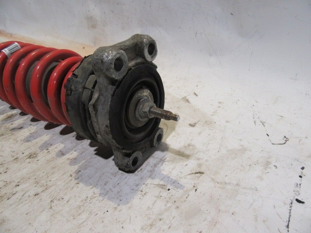 Alfa Romeo 159 hátsó lengéscsillapító piros sport rugóval  51795709