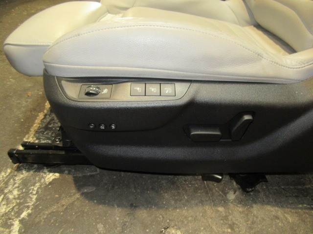 136122 Citroen Ds5 bőr ülésgarnitúra 