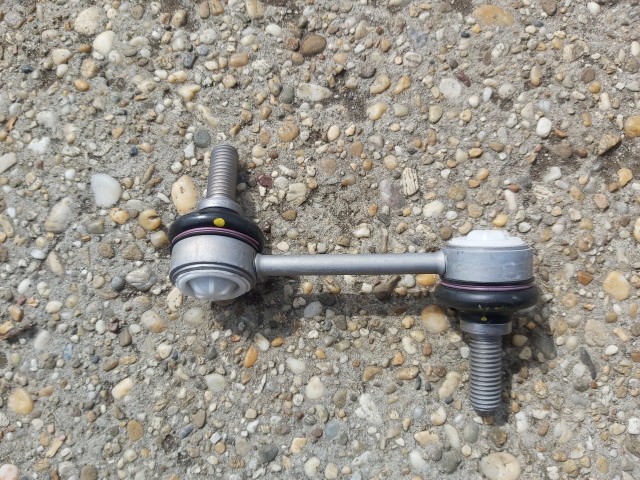 Alfa Romeo 159,Brera,Spider gyári új bal első stabilizátor pálca 50704361