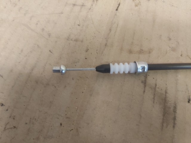 Alfa Romeo Giulietta Gyári új motorháztető nyitó bovden 50555553