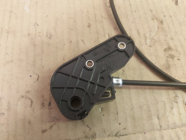 Alfa Romeo Giulietta Gyári új motorháztető nyitó bovden 50555553