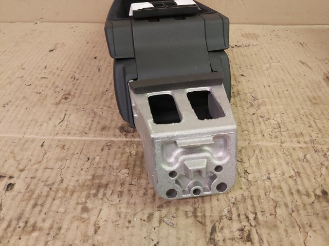 Fiat Stilo  gyári új, könyöklő fedél nélkül !!!!!