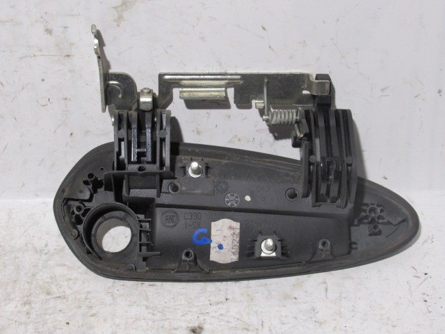 130525 Fiat Grande Punto bal első külső kilincs 