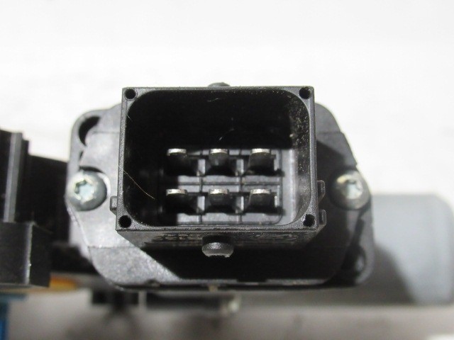 Alfa Romeo Giulietta jobb első oldali ablakemelő motor 71754415