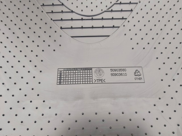 Alfa Romeo Stelvio Gyári új Csomagtértálca 50903610