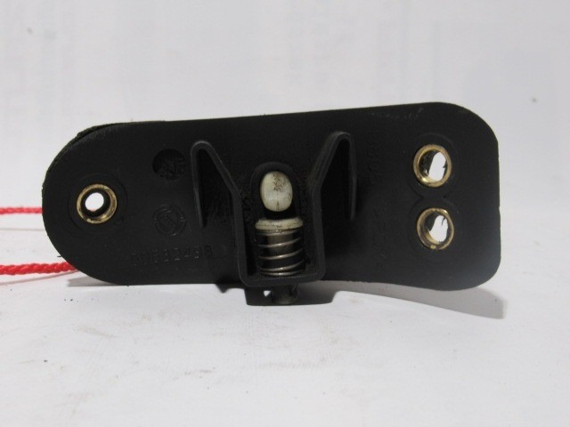 Alfa Romeo Gt tankajtó zár 60682498