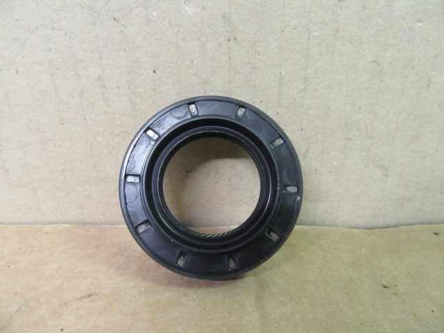 Alfa Romeo, Fiat, Lancia utángyártott új féltengely szimering   29,8x52x10