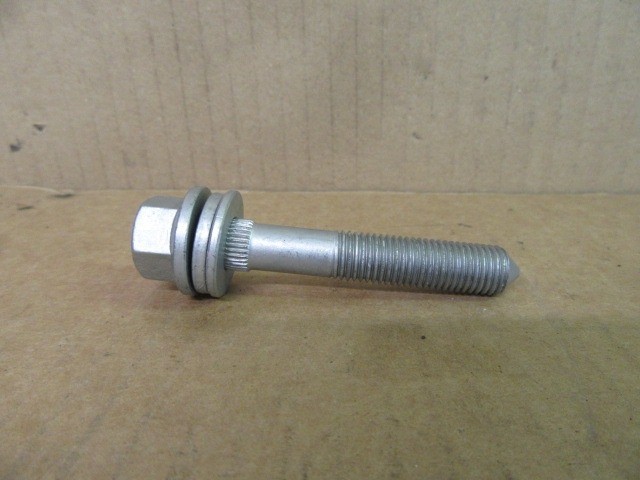 Alfa Romeo 147, Gt, 156 gyári új első lengőkar csavar M10x73