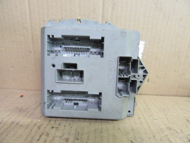 Fiat Punto 1999-2003 külső biztosíték tábla 46766769