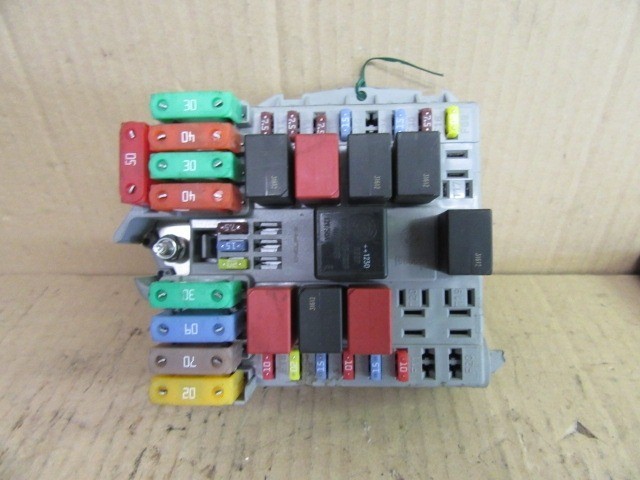 Fiat Linea külső biztosíték tábla 51847426