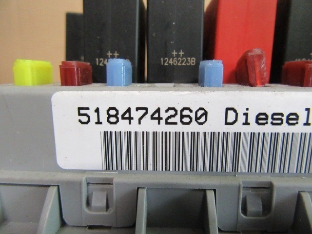 Fiat Linea külső biztosíték tábla 51847426