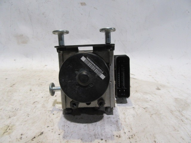 Ford Fiesta MK7 abs egység 8v512m110ad